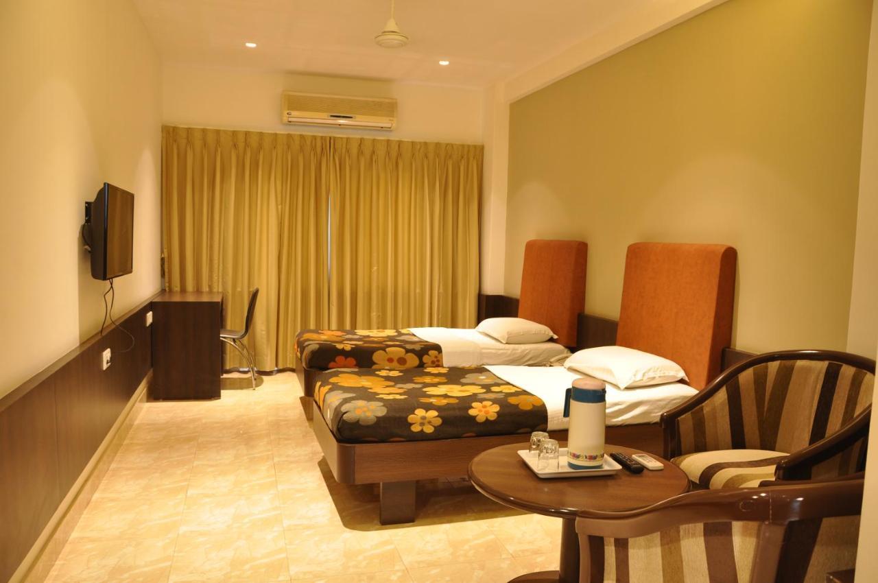 Hotel Prince Residency Bhuj Dış mekan fotoğraf