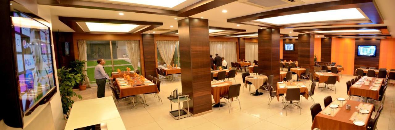 Hotel Prince Residency Bhuj Dış mekan fotoğraf