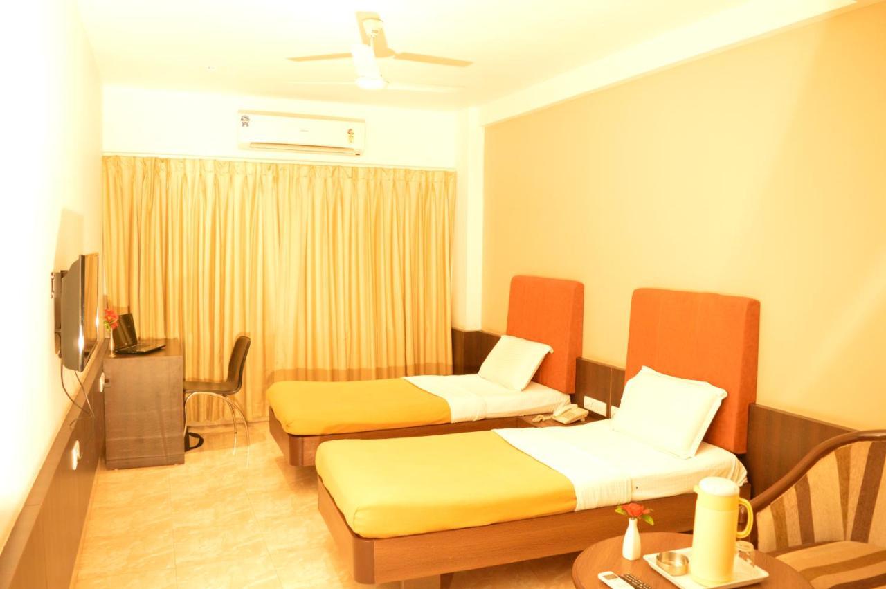 Hotel Prince Residency Bhuj Dış mekan fotoğraf